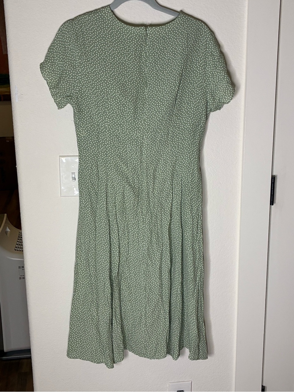 Coldwater Creek Sage Green Polka Dot Fit & Flare Midi Dress | Size 10 EUC - Picture 3 of 10